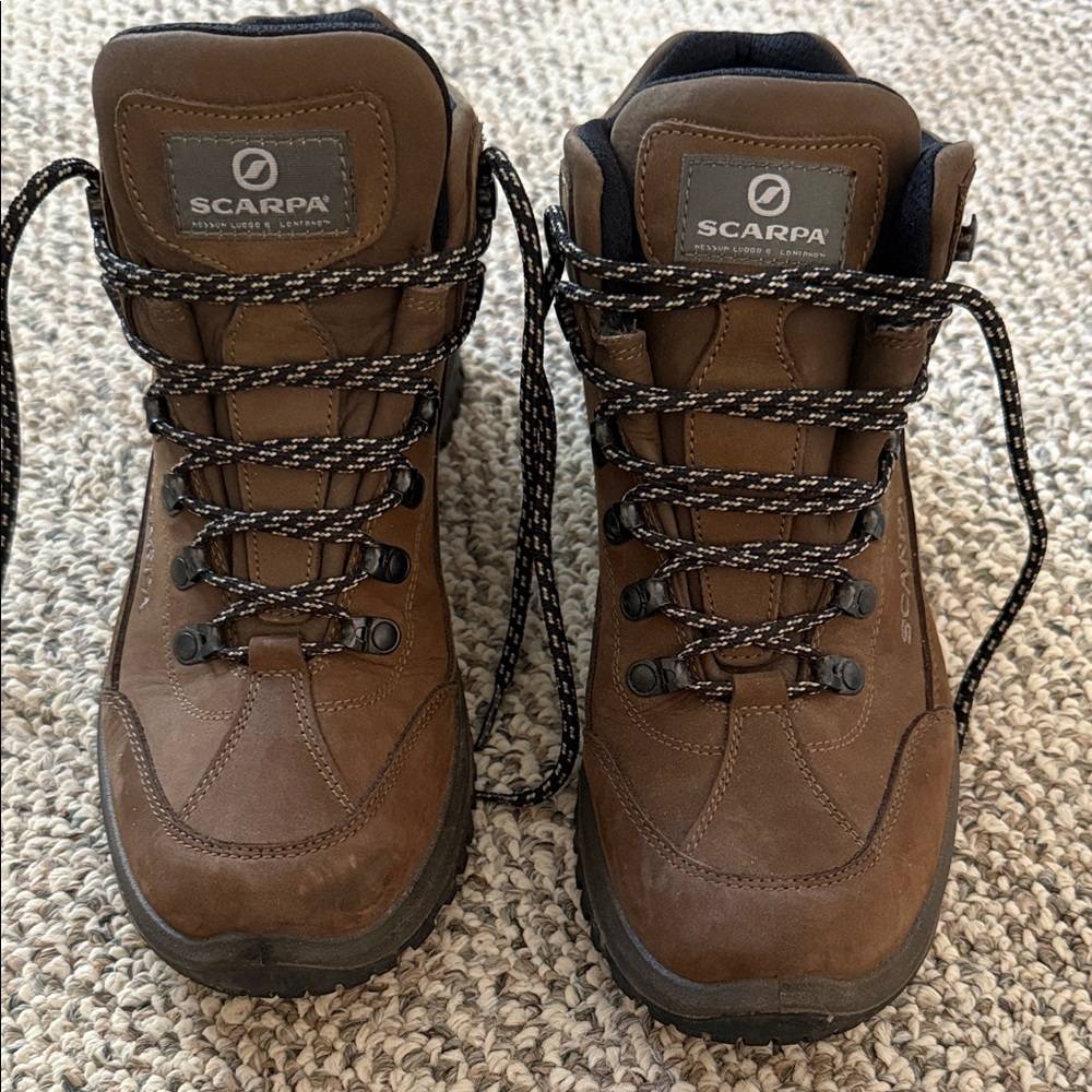 Scarpa Men's or Women’s Dark Brown Trekking Boots